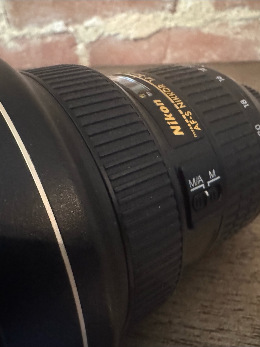 Nikon Black Wide-Angle 14-24mm f/2.8G ED Lens - Picture 4 of 6
